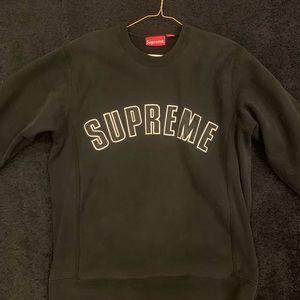 Supreme crewneck